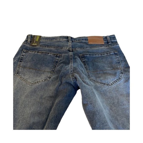 Aeropostal Men's Distressed Skinny Jeans - Dark Wash - Picture 5 of 7